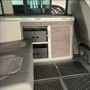 VW Schrankboxen links (Herd)