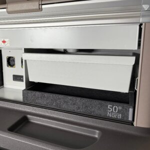 VW T7 (New California) Schrankboxen Küche - Besteckschublade