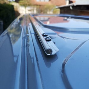 Kederschiene für Ford Transit weiß Fahrerseite...